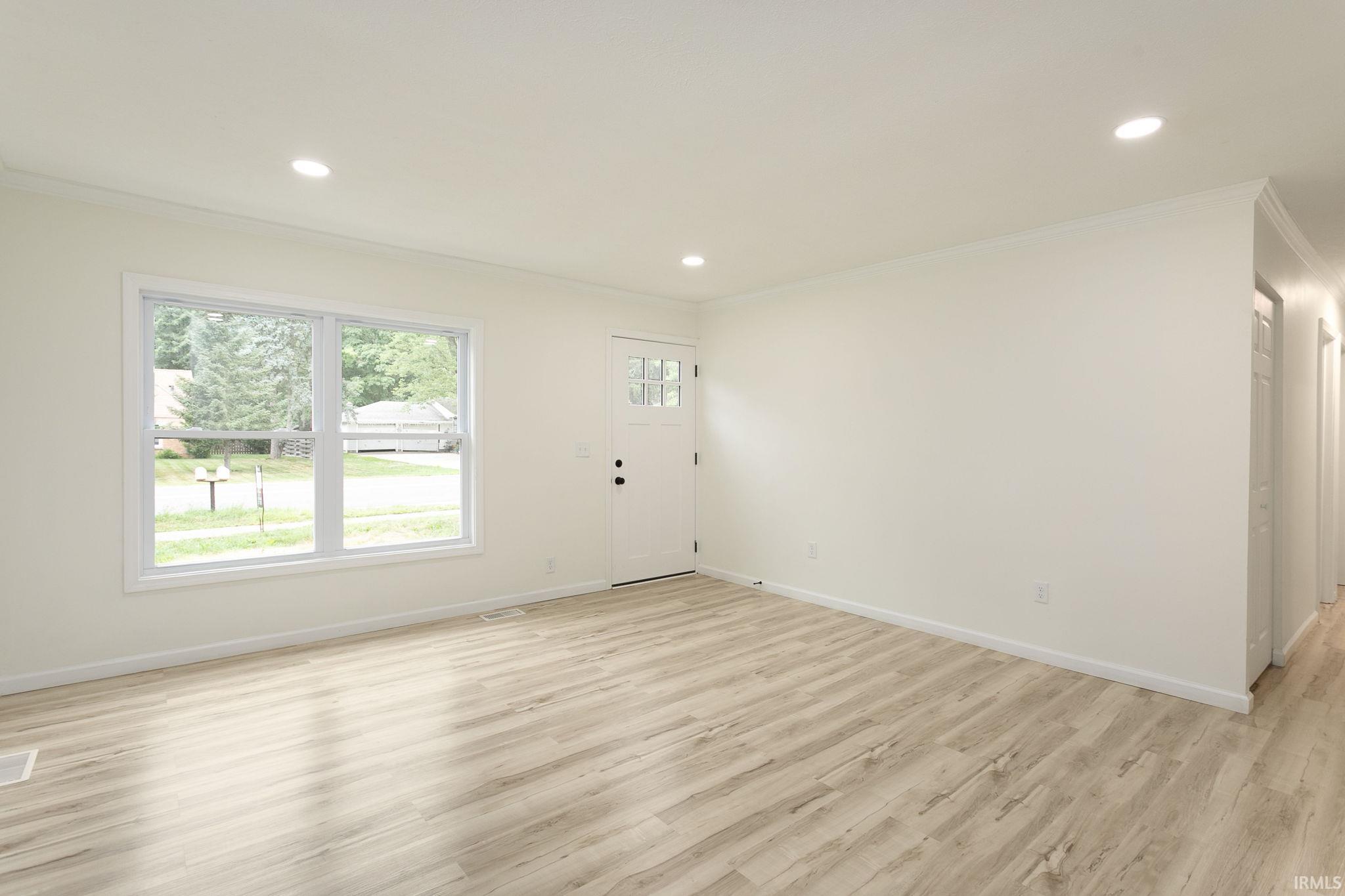 3614 Lilac Road South Bend, IN 46628 - Photo 4 of 36