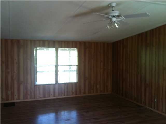 5287 Deer Springs Road Crestview, FL 32539 - Photo 9 of 23 Gallery Image 9