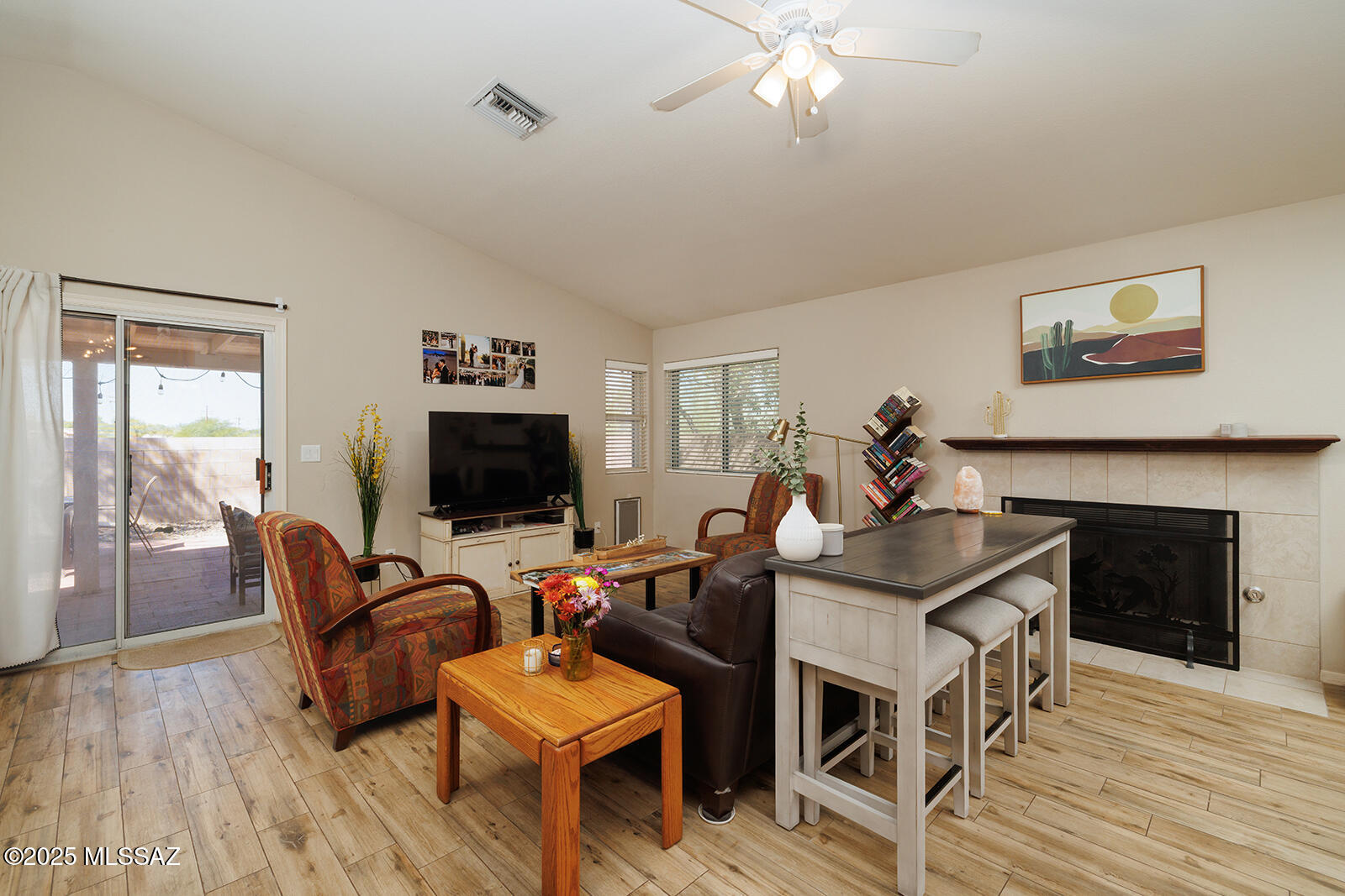 1333 North Thunder Ridge Drive Tucson, AZ 85745 - Photo 3 of 19