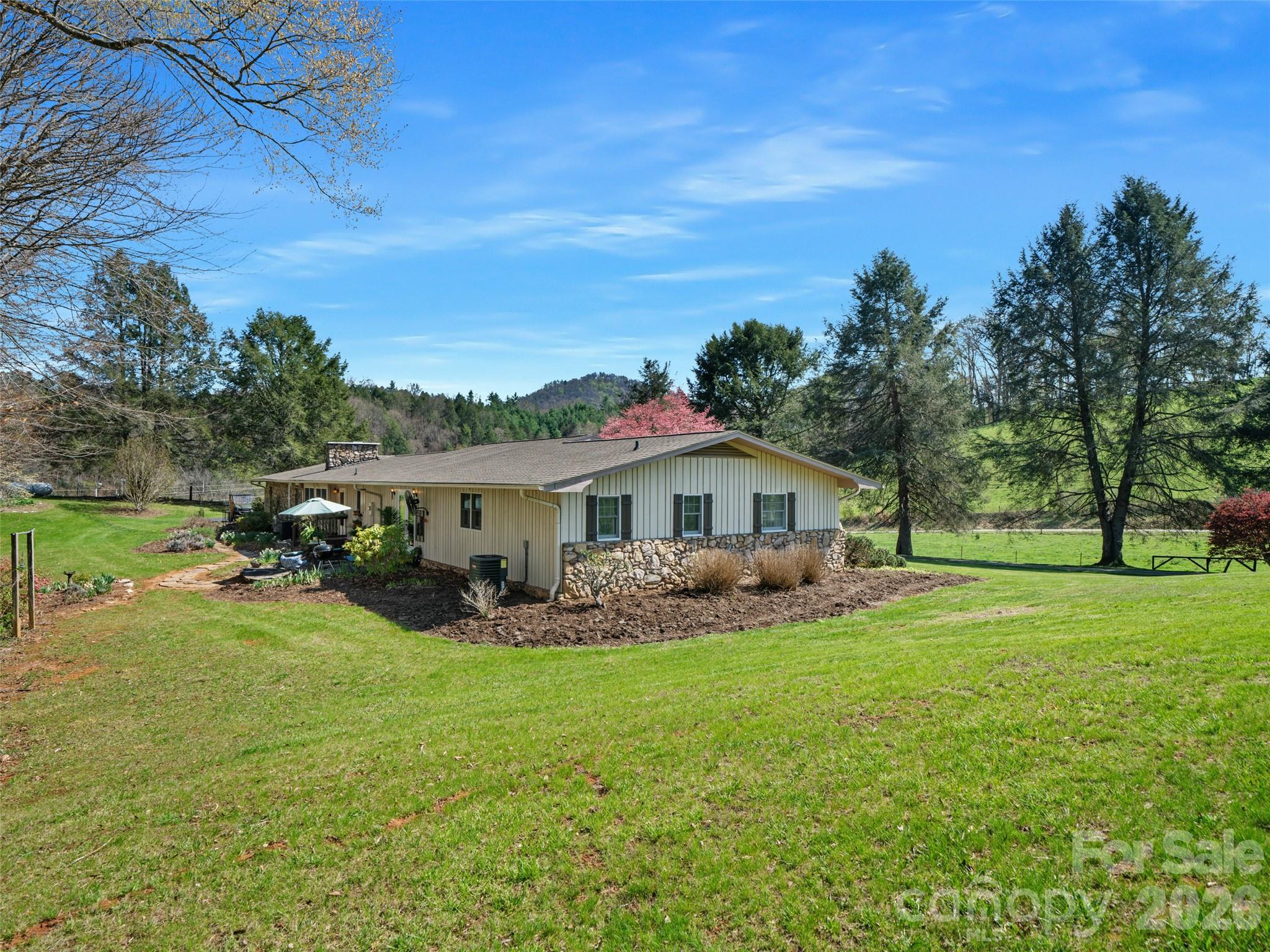 1617 California Creek Road Mars Hill, NC 28754 - Photo 40 of 48