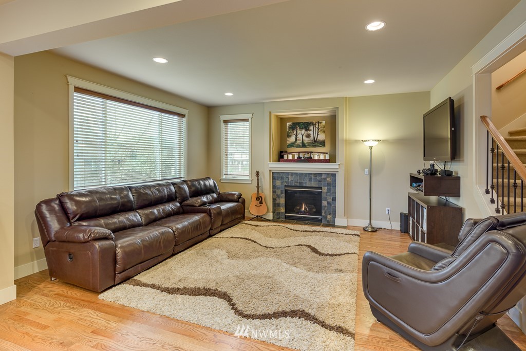 3816 168th Place Southeast Bothell, WA 98012 - Photo 11 of 25 Gallery Image 11