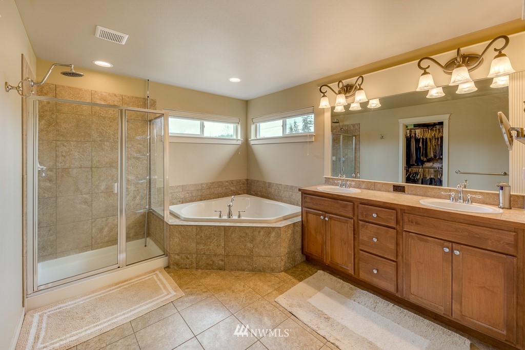 3816 168th Place Southeast Bothell, WA 98012 - Photo 23 of 25 Gallery Image 23