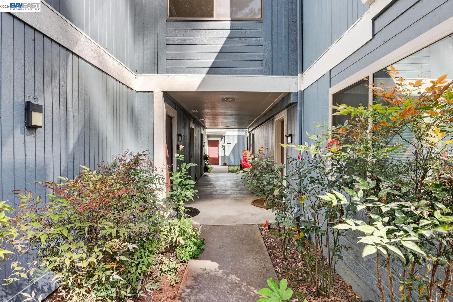 218 Apollo, Unit 3 Hercules, CA 94547 - Photo 5 of 36 Common walkway.