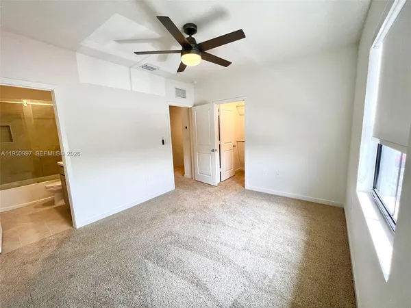 $2,900 | 429 Northeast 12th Street, Florida City, FL 33034