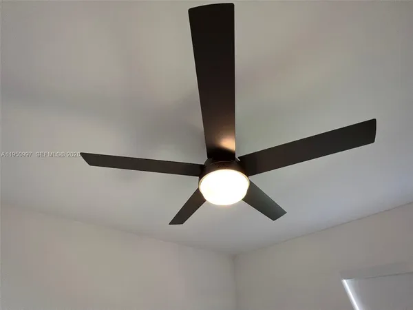 $2,900 | 429 Northeast 12th Street, Florida City, FL 33034