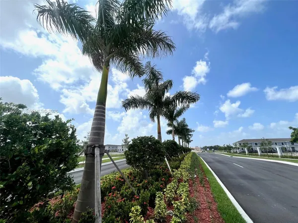 $2,900 | 429 Northeast 12th Street, Florida City, FL 33034