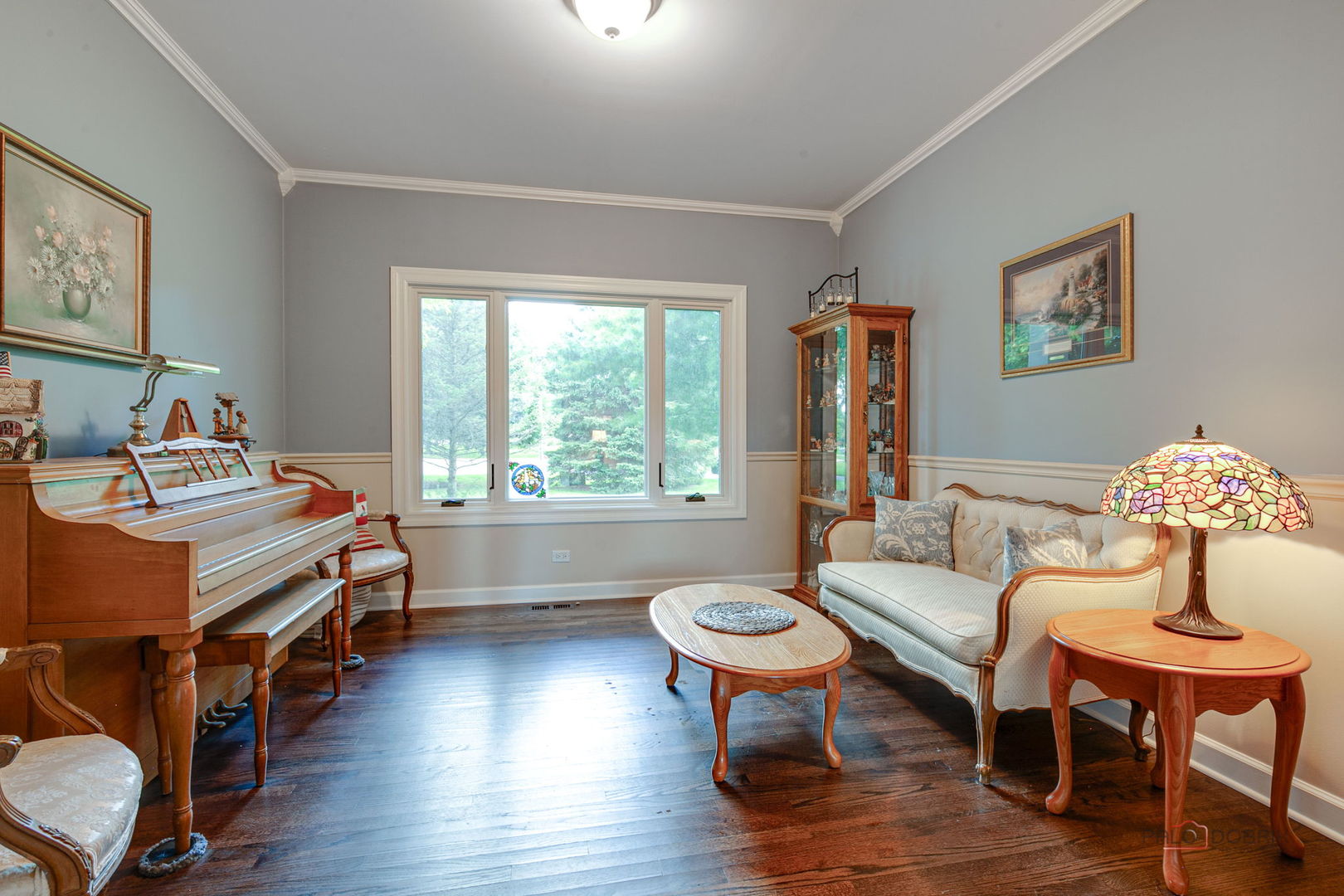 3313 Ridge Road Spring Grove, IL 60081 - Photo 17 of 49 a room with furniture a rug and a window