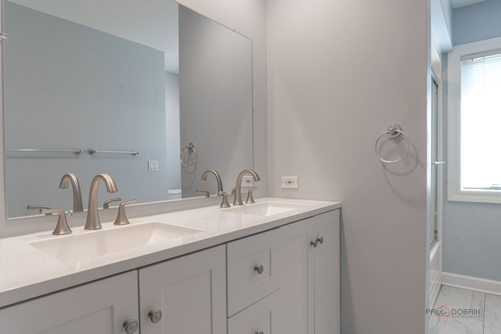 3313 Ridge Road Spring Grove, IL 60081 - Photo 32 of 49 a bathroom with a sink and a mirror