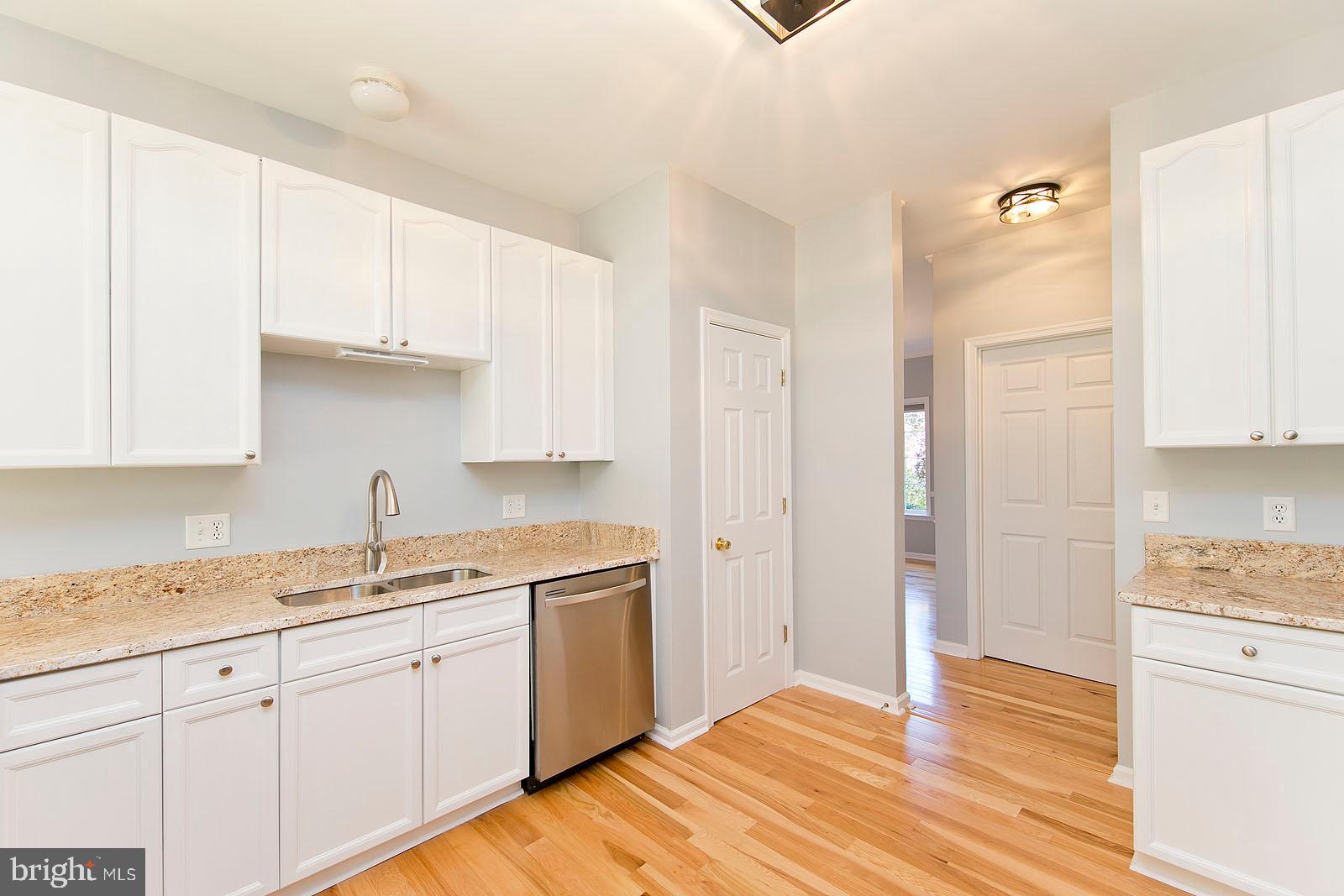 2733 Hunting Ridge Road Winchester, VA 22603 - Photo 4 of 68 Gallery Image 4
