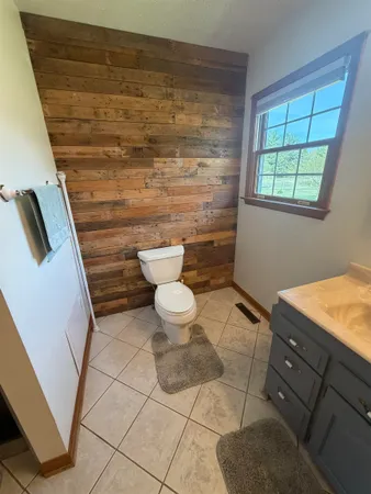 $550,000 | 1582 Howardsville Turnpike, Stuarts Draft, VA 24477