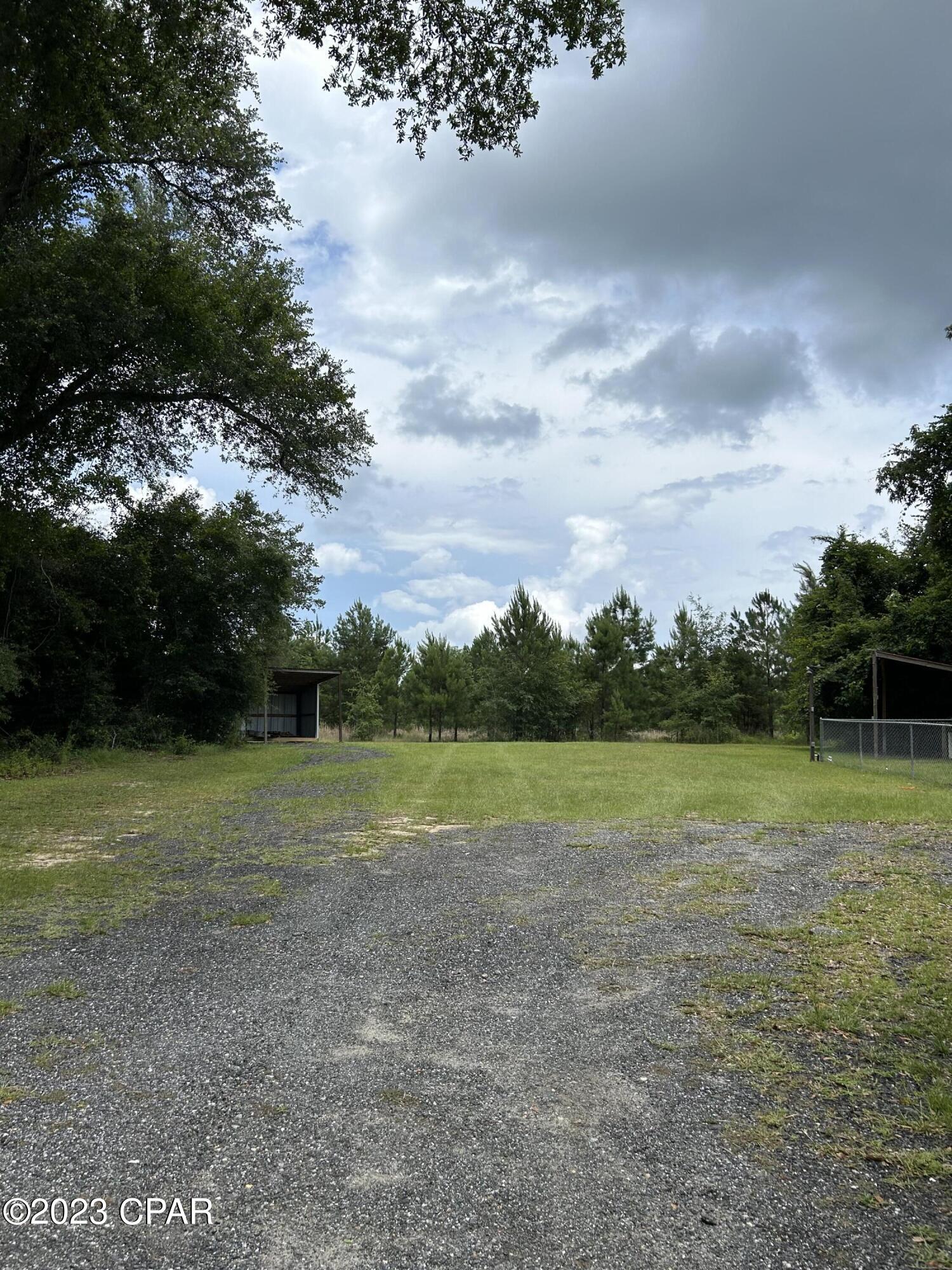 1288 Pond Lane Grand Ridge, FL 32442 - Photo 11 of 11 Gallery Image 11