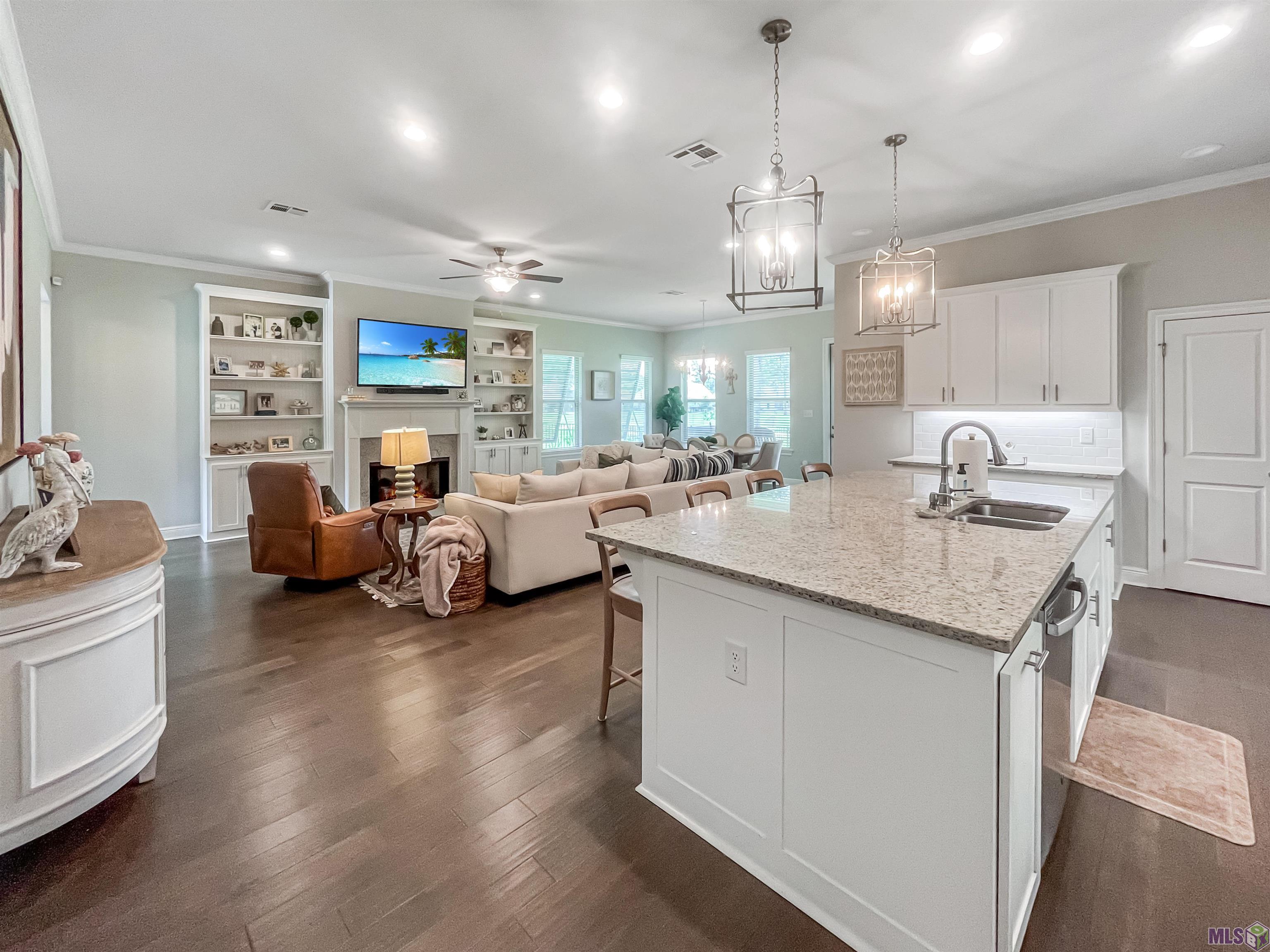 23342 Cypress Cove Springfield, LA 70462 - Photo 3 of 15