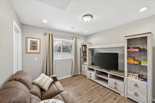 $359,000 | 604 14th Street, Farmington, MN 55024