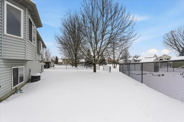 $359,000 | 604 14th Street, Farmington, MN 55024