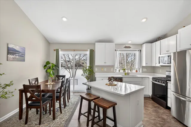 $359,000 | 604 14th Street, Farmington, MN 55024