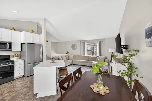 $359,000 | 604 14th Street, Farmington, MN 55024