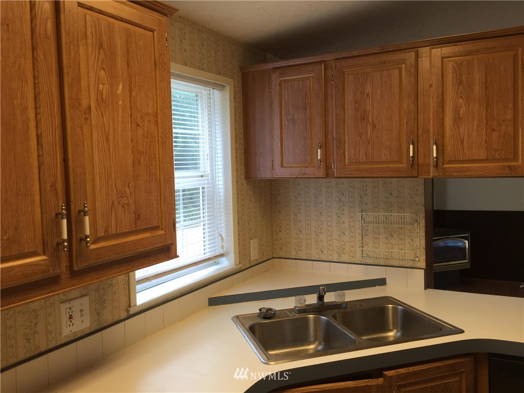 834 Old Samish Road Bellingham, WA 98229 - Photo 4 of 7 Gallery Image 4