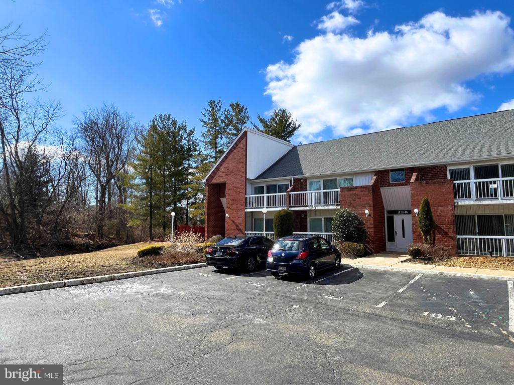 9945 Norwalk Road, Unit 11A Philadelphia, PA 19115 - Photo 24 of 30 Private location off of creek