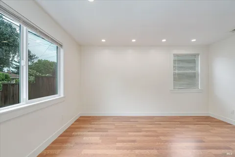 $699,000 | 259 West MacArthur Street, Sonoma, CA 95476
