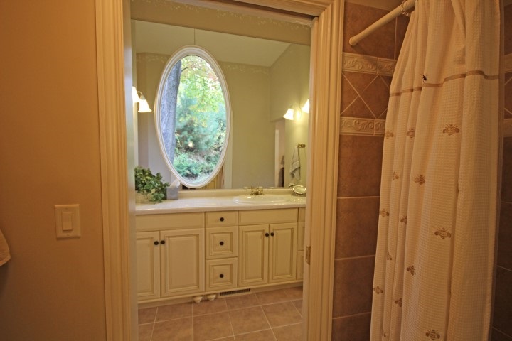 10859 Center Road Traverse City, MI 49686 - Photo 22 of 70 1808226-21.JPG