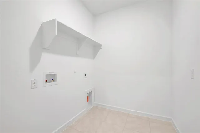 $383,000 | 520 Brookside Drive, Van Alstyne, TX 75495