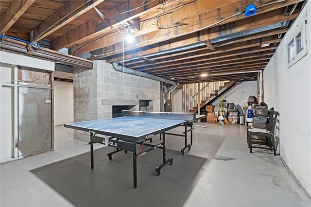 $254,000 | 2822 Baker Road, Independence, MO 64057