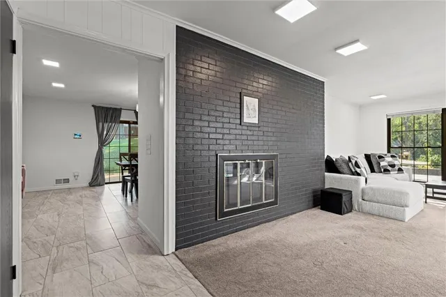 $254,000 | 2822 Baker Road, Independence, MO 64057