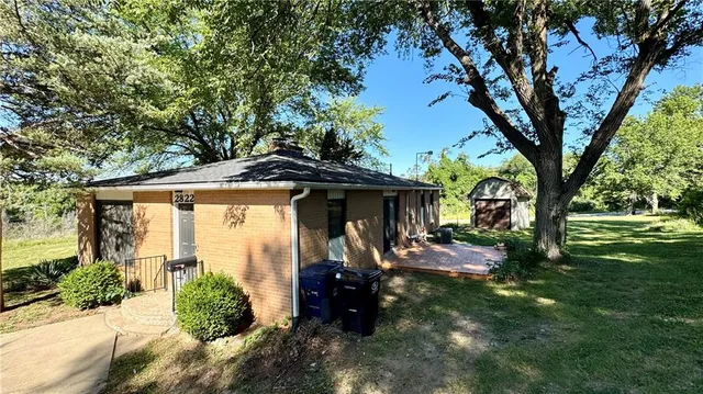 $254,000 | 2822 Baker Road, Independence, MO 64057