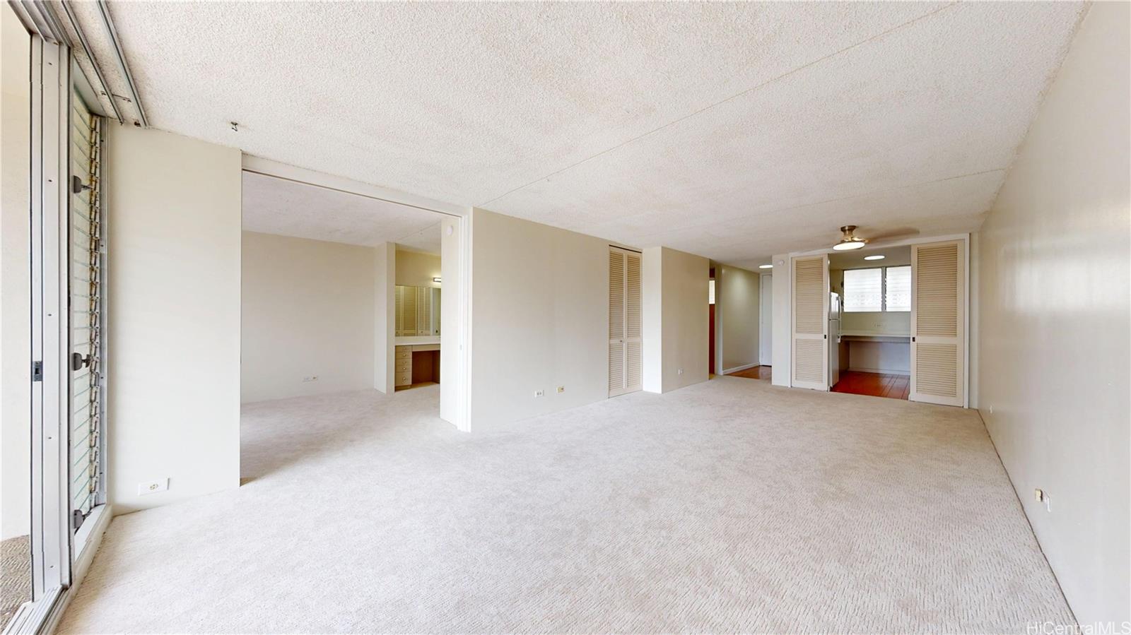 469 Ena Road, Unit 1508 Honolulu, HI 96815 - Photo 4 of 25