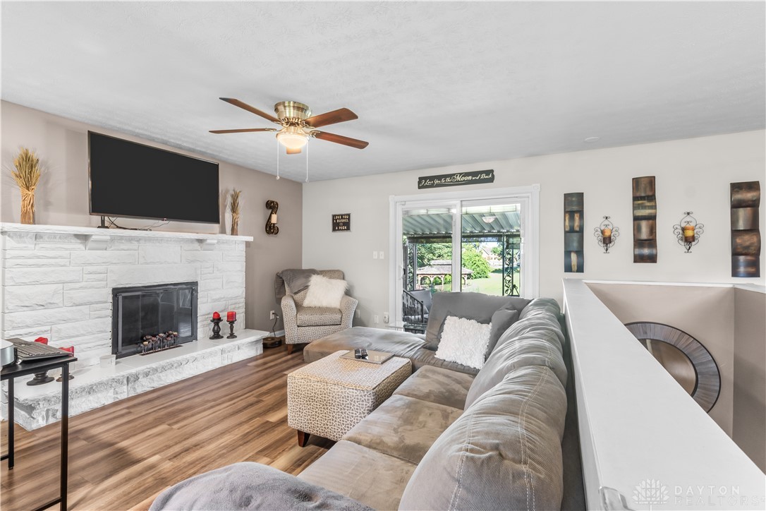 1209 South Heincke Road Miamisburg, OH 45342 - Photo 11 of 48