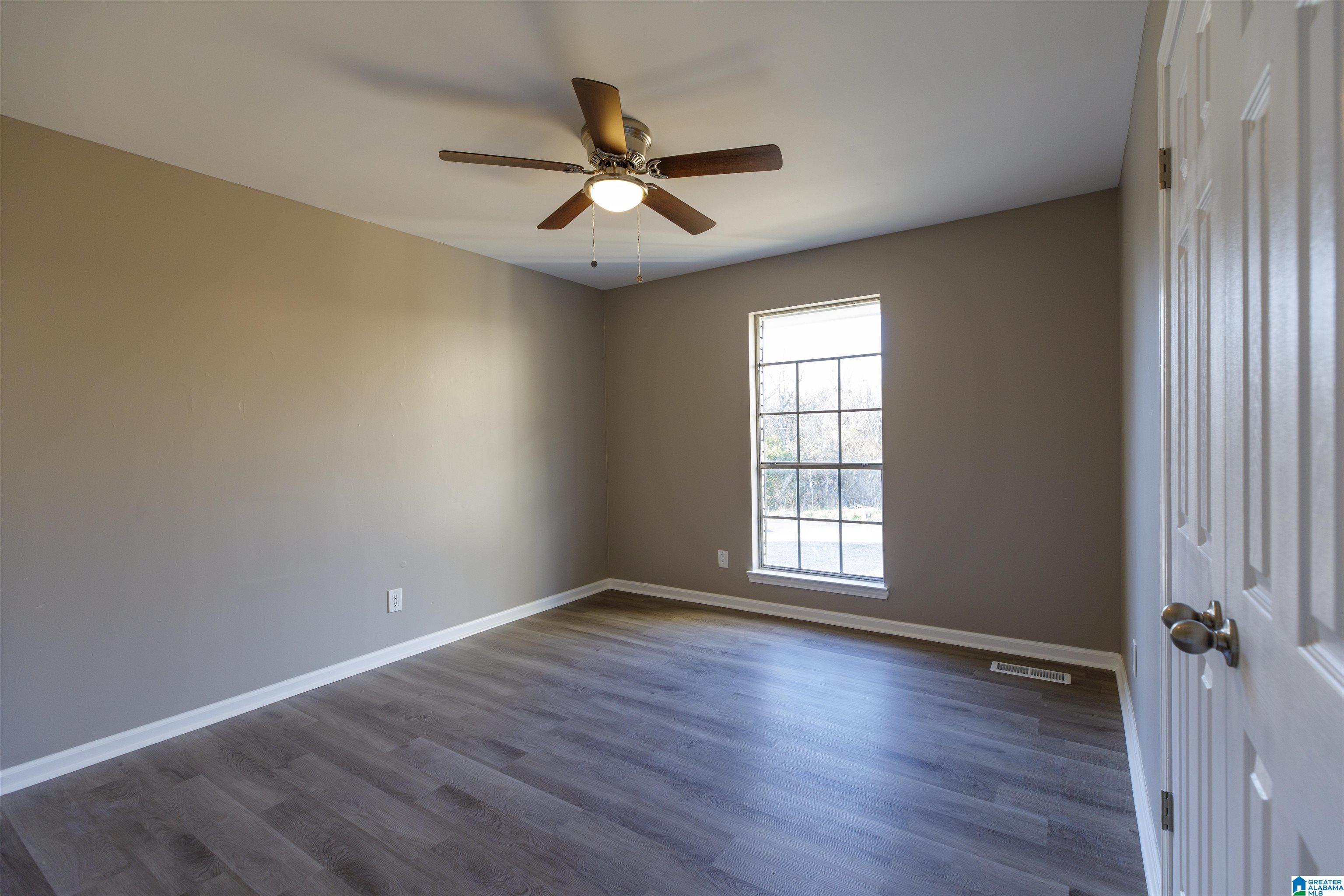 121 9th Street Pleasant Grove, AL 35127 - Photo 6 of 19