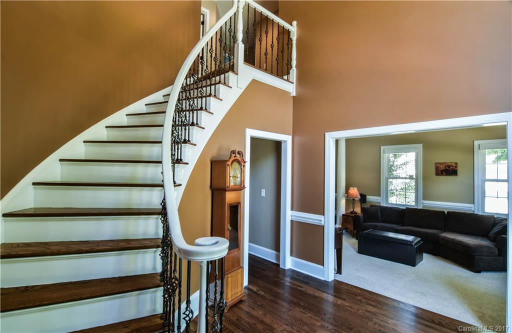 787 Beacon Knoll Lane Fort Mill, SC 29708 - Photo 2 of 21