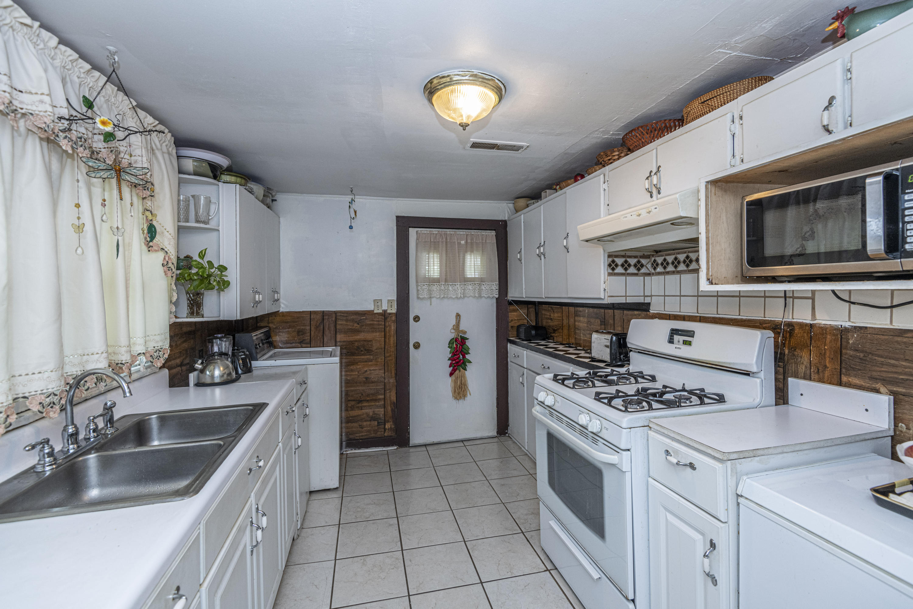 1273 River Road Johns Island, SC 29455 - Photo 21 of 32 DSC_3017