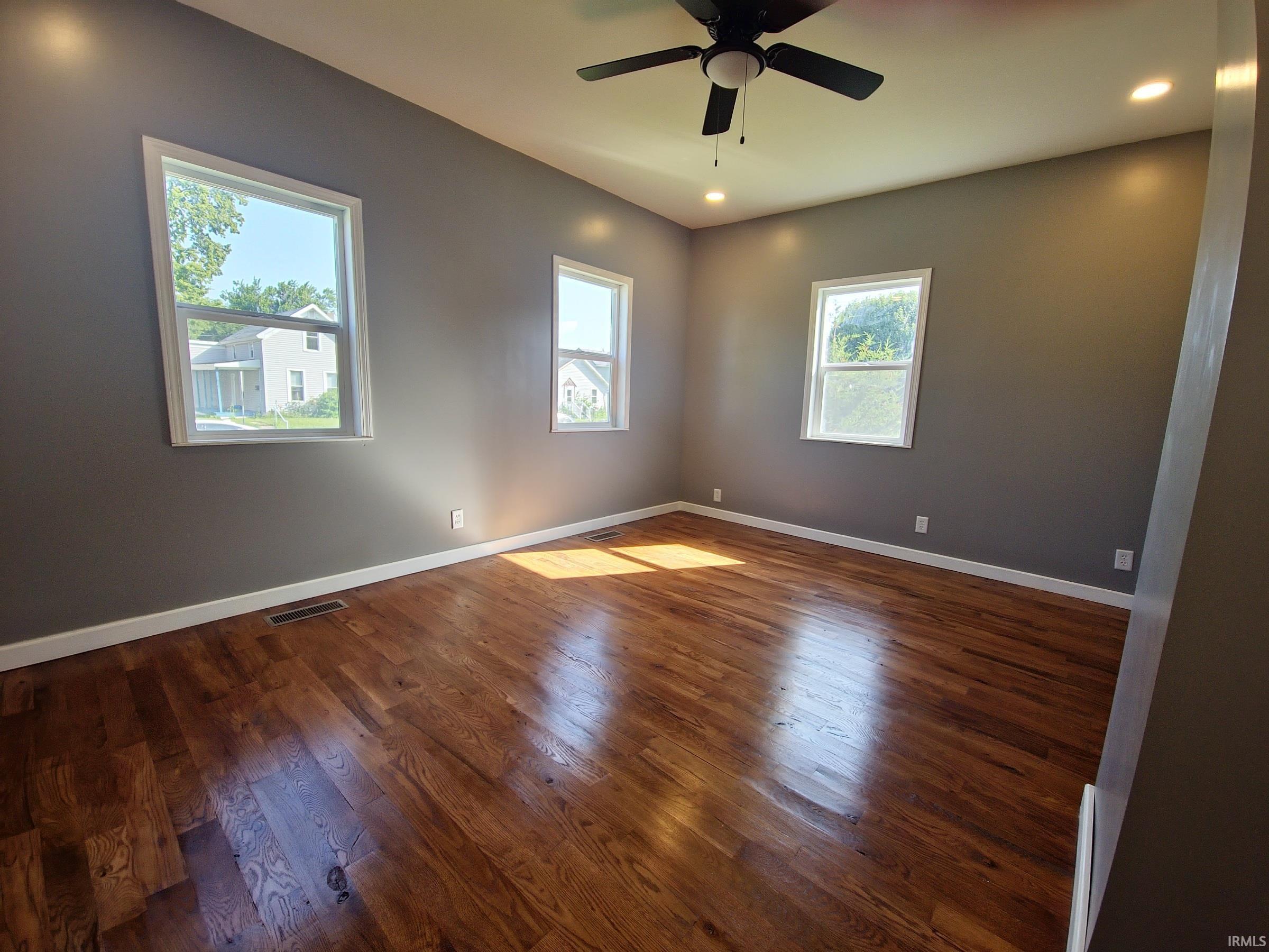 415 East 3rd Street Peru, IN 46970 - Photo 2 of 18