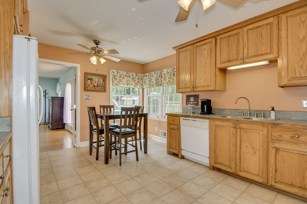 102 Gyles Road Southwest Aiken, SC 29803 - Photo 15 of 35