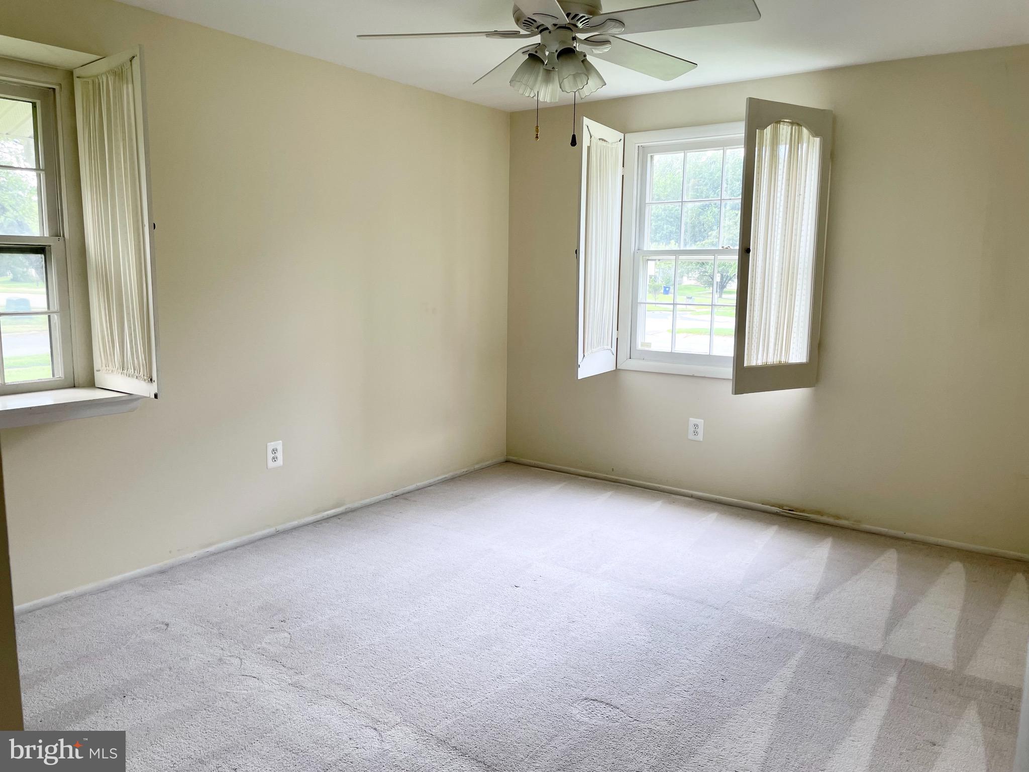 5901 Michael Road Waldorf, MD 20601 - Photo 17 of 32 Third bedroom