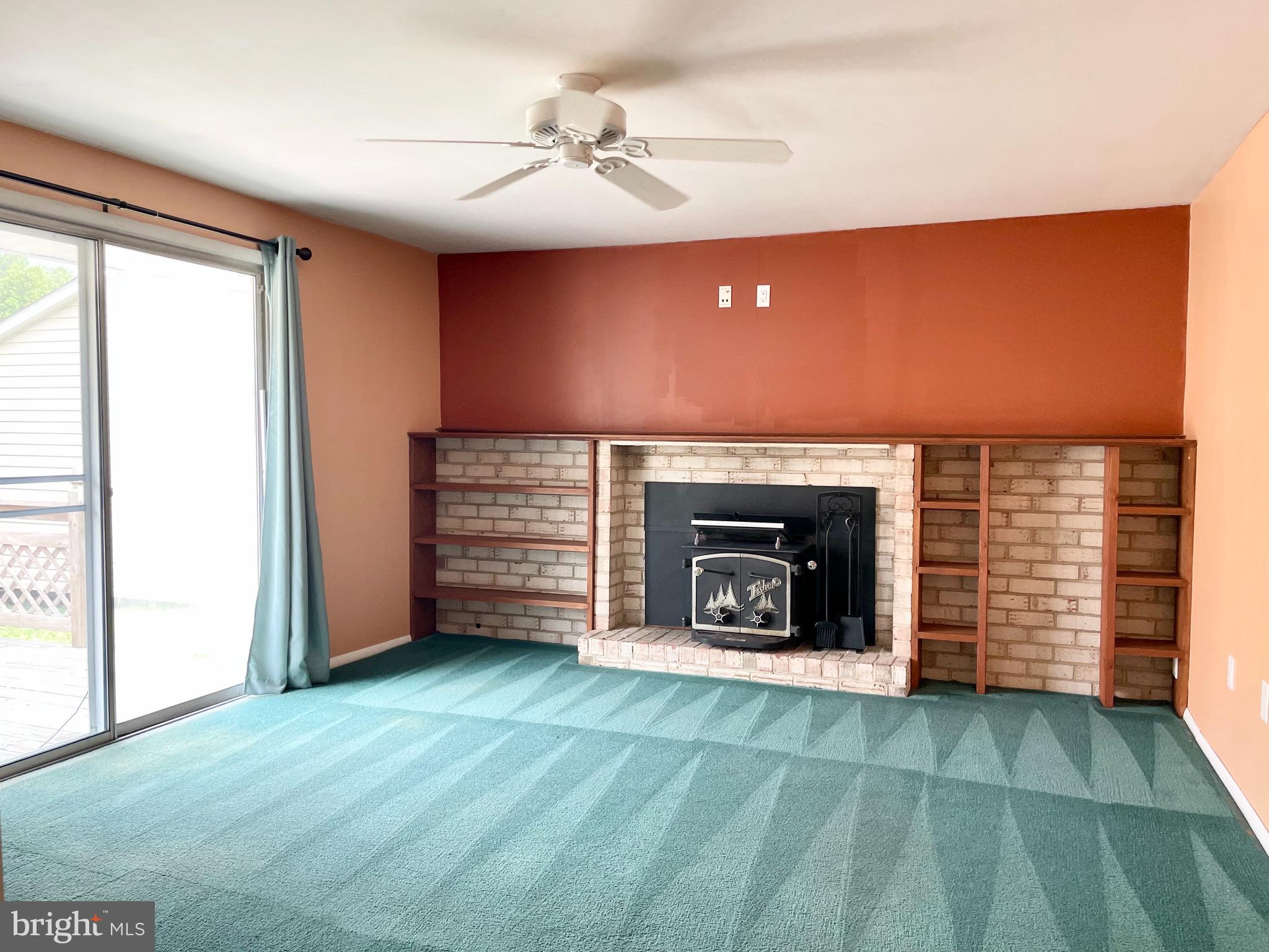 5901 Michael Road Waldorf, MD 20601 - Photo 27 of 32 Family room behind garage