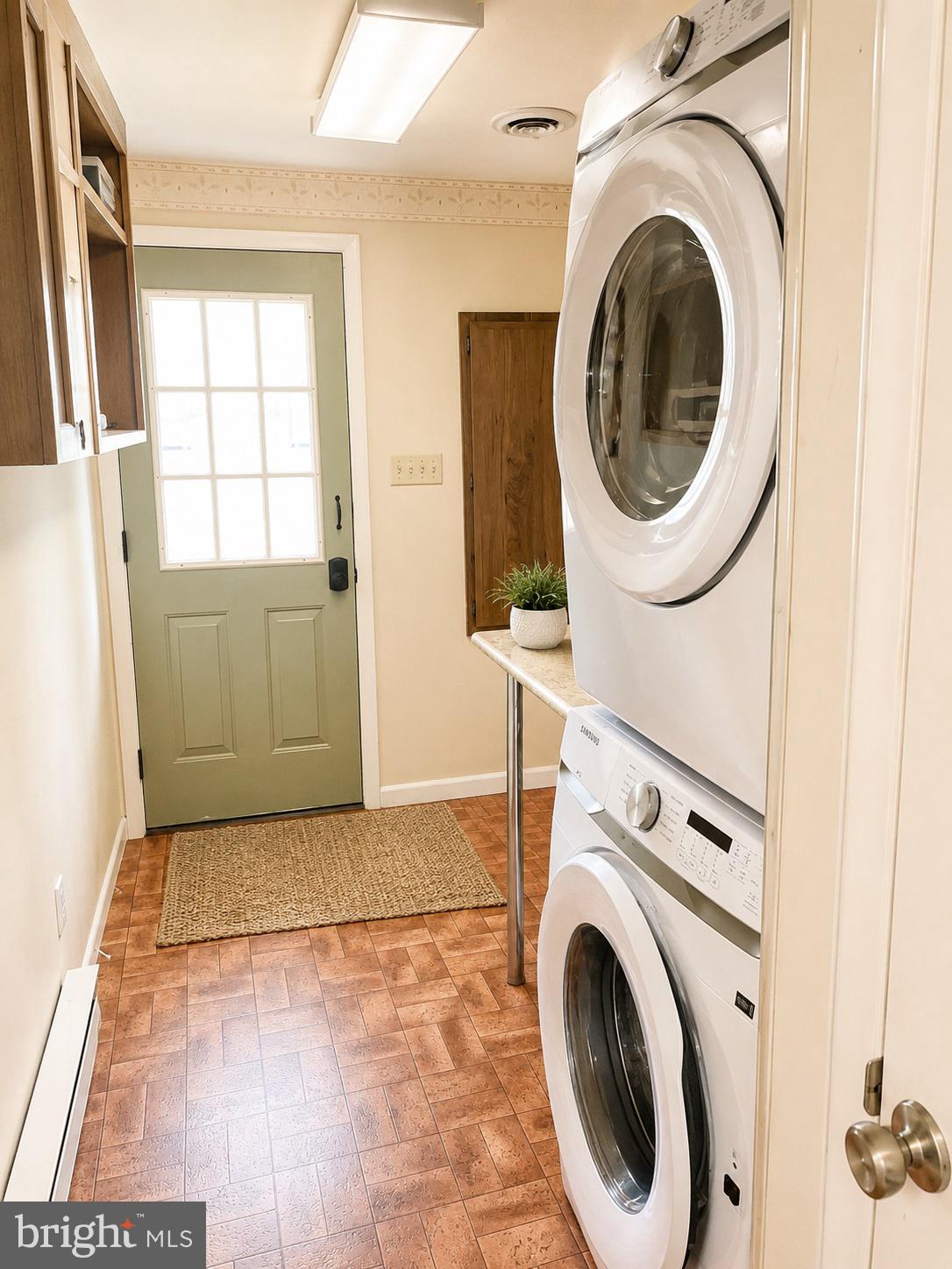 368 Old Farm Road Luray, VA 22835 - Photo 10 of 30 Bright and functional laundry space.