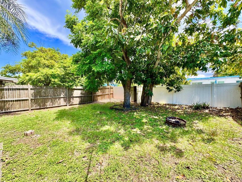 865 Trotter Road Largo, FL 33770 - Photo 20 of 20 Gallery Image 20