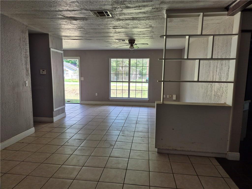 213 North Scanlan Street Hammond, LA 70401 - Photo 14 of 17