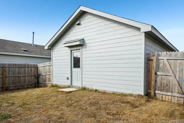 $1,395 | 7228 Pasture Run, San Antonio, TX 78252