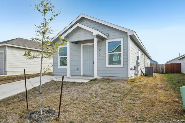 $1,395 | 7228 Pasture Run, San Antonio, TX 78252