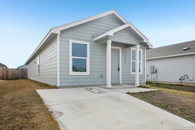 $1,395 | 7228 Pasture Run, San Antonio, TX 78252