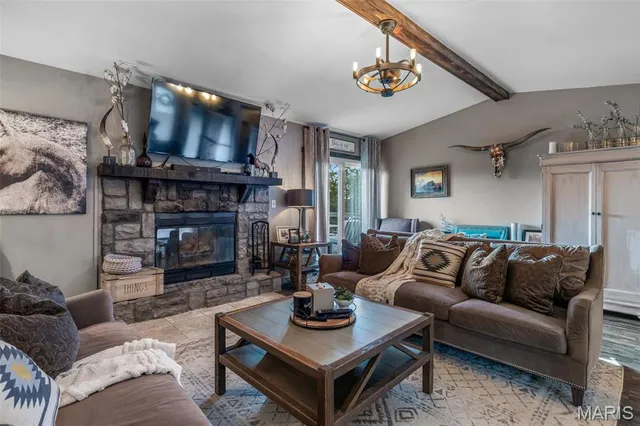 $899,900 | 7816 Rye Creek Road, St. Clair, MO 63077