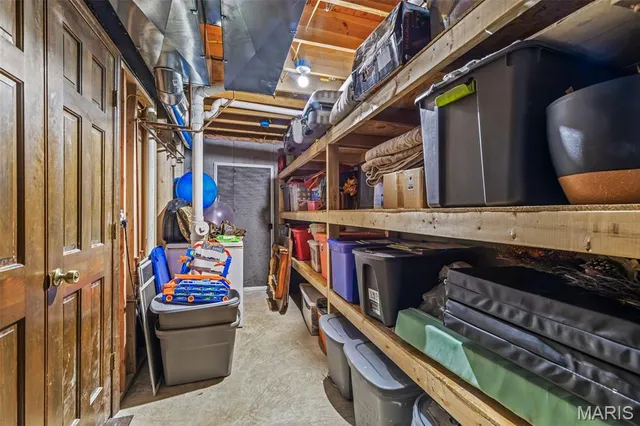 $899,900 | 7816 Rye Creek Road, St. Clair, MO 63077