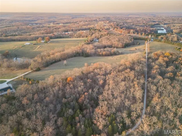 $899,900 | 7816 Rye Creek Road, St. Clair, MO 63077