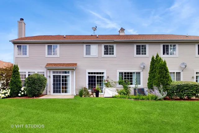 $314,900 | 1 Clara Court, Algonquin, IL 60102