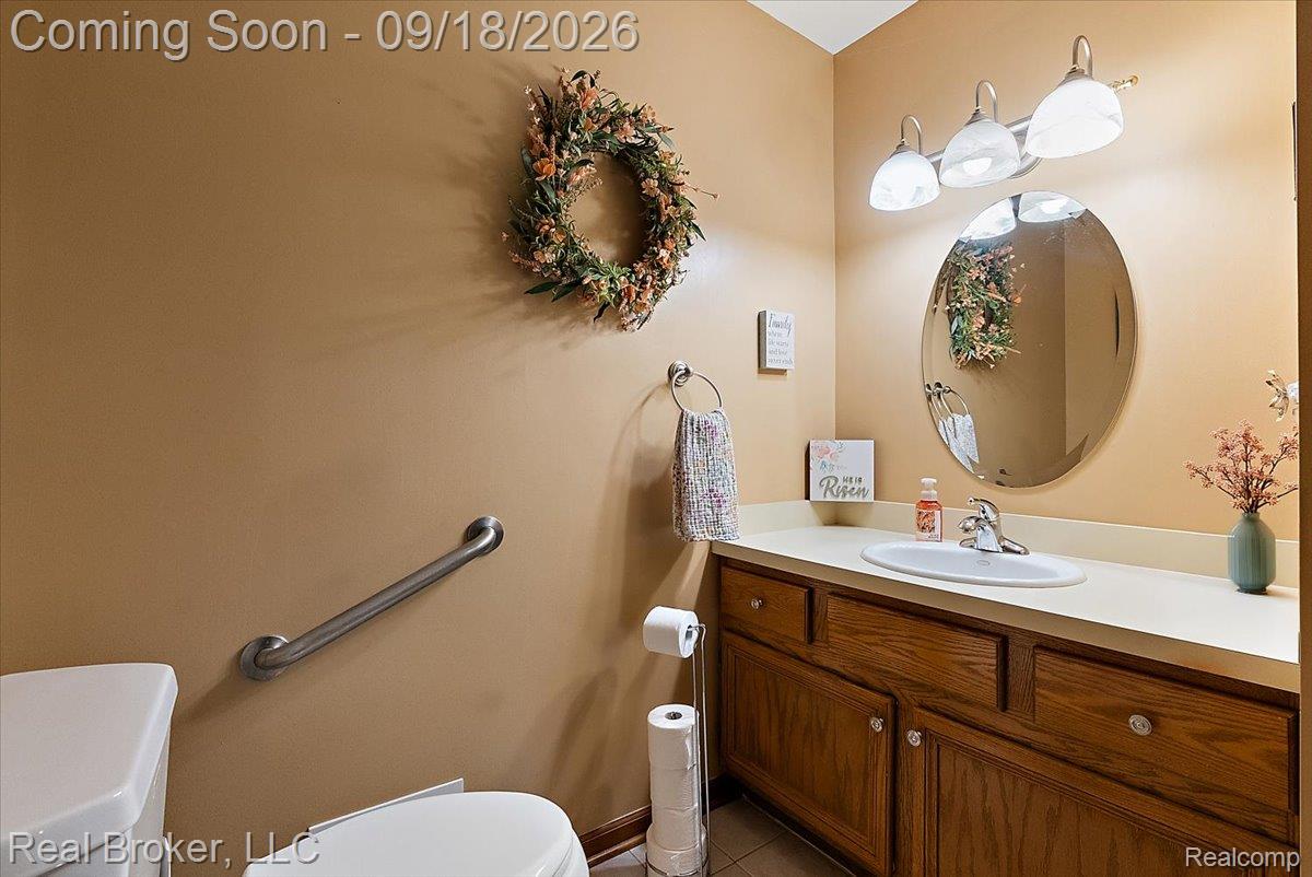 44744 Danbury Road Canton, MI 48188 - Photo 18 of 62 34-44744 Danbury-34.jpg