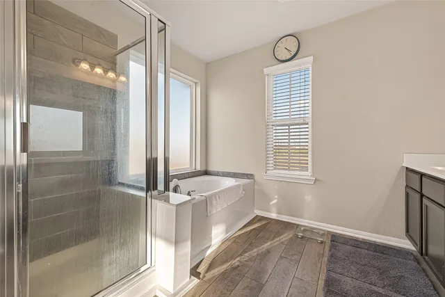 $328,000 | 128 Shining Point Drive, Waller, TX 77484