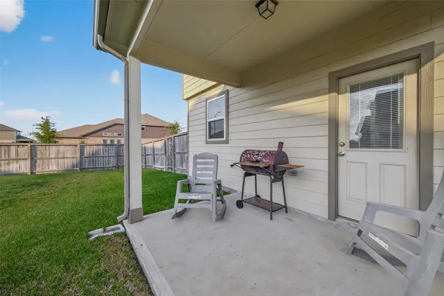 $328,000 | 128 Shining Point Drive, Waller, TX 77484